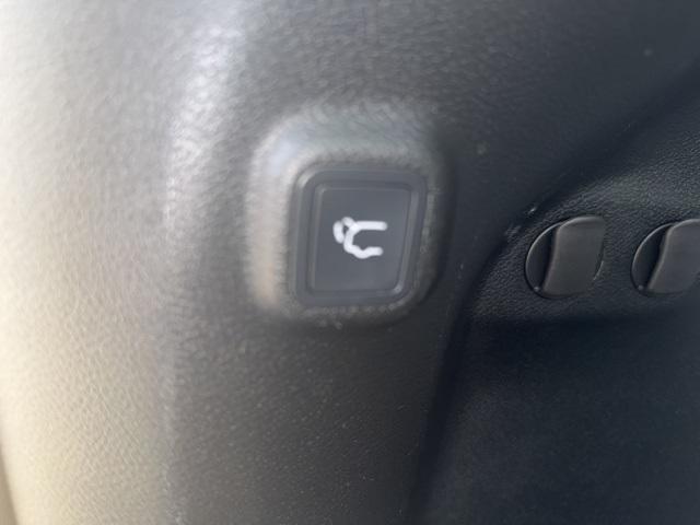 used 2022 Jeep Cherokee car, priced at $22,500