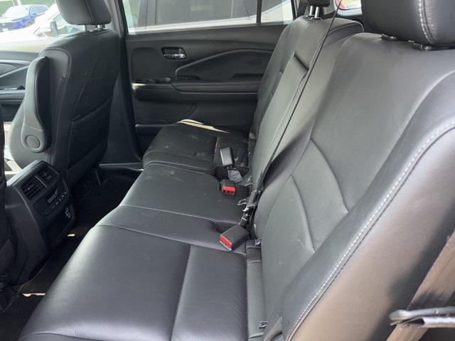 used 2022 Honda Pilot car, priced at $34,900