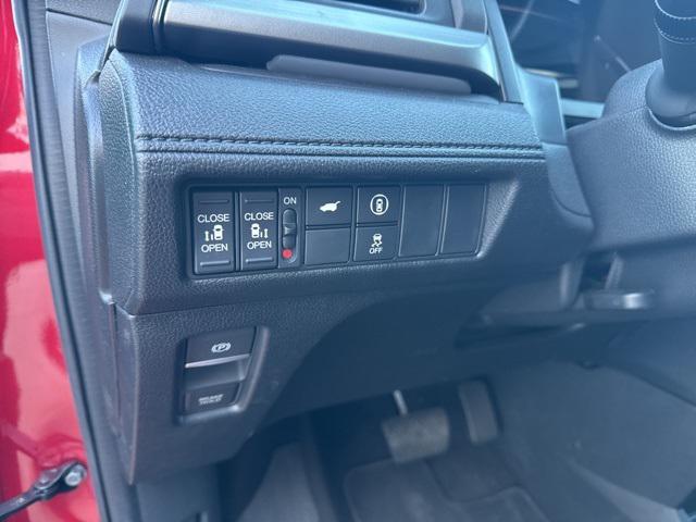 used 2024 Honda Odyssey car, priced at $41,900