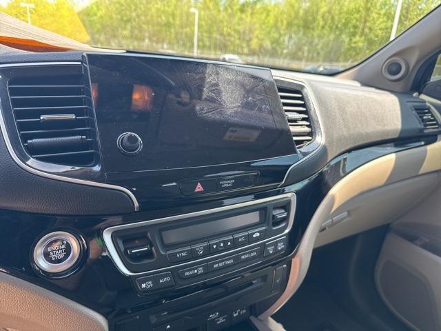 used 2021 Honda Pilot car, priced at $28,900