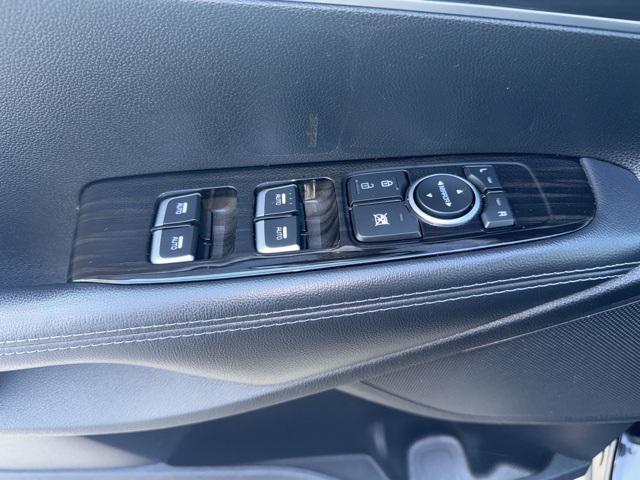 used 2020 Kia Sorento car, priced at $14,300