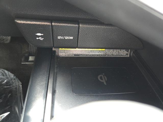 used 2019 Toyota Camry Hybrid car, priced at $17,500