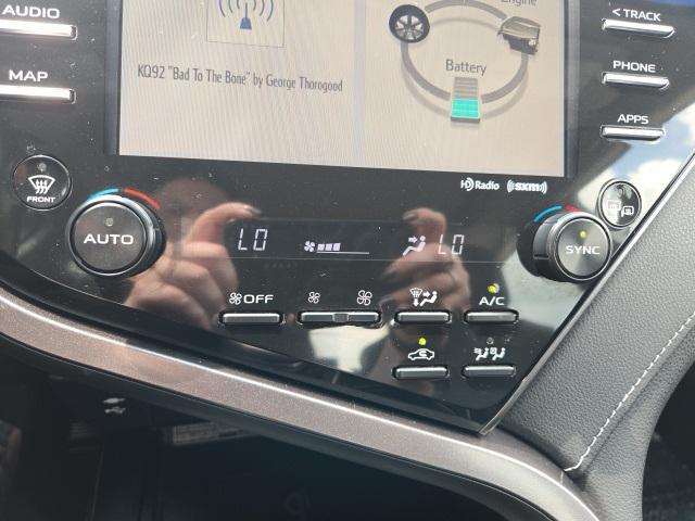 used 2019 Toyota Camry Hybrid car, priced at $17,500
