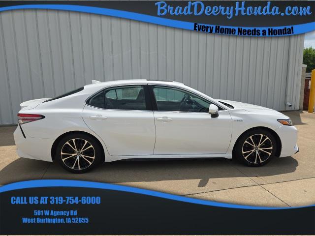 used 2019 Toyota Camry Hybrid car, priced at $17,500