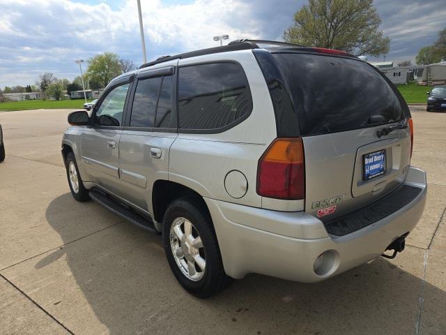 used 2005 GMC Envoy car, priced at $4,900