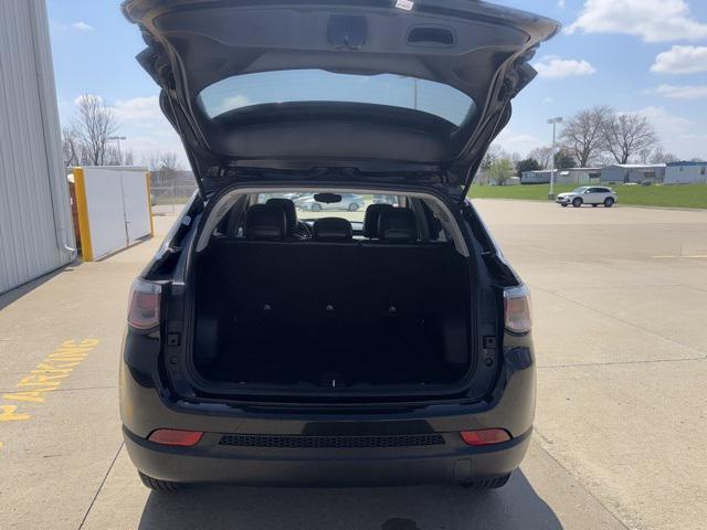 used 2022 Jeep Compass car, priced at $16,900