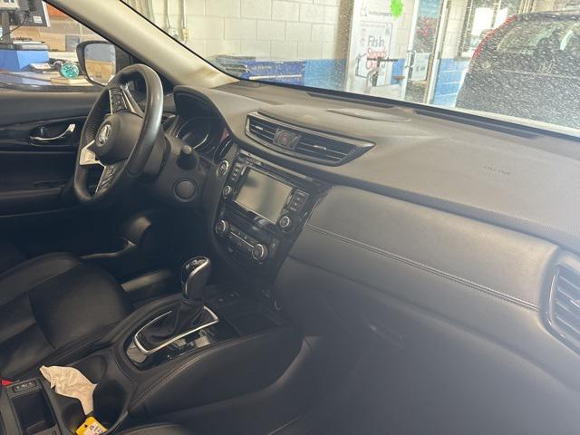 used 2020 Nissan Rogue car, priced at $14,900