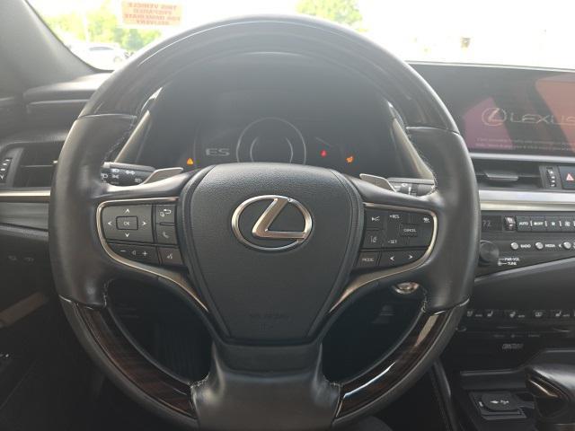 used 2020 Lexus ES 350 car, priced at $31,900