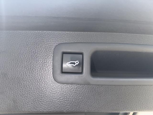 used 2021 Toyota Highlander Hybrid car, priced at $45,900