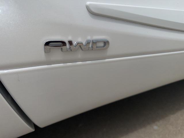 used 2021 Toyota Highlander Hybrid car, priced at $45,900