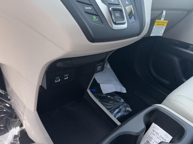 new 2025 Honda Odyssey car, priced at $44,125