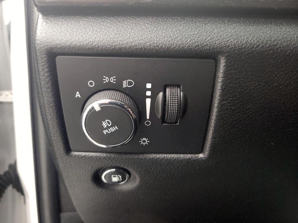 used 2016 Jeep Grand Cherokee car, priced at $15,998