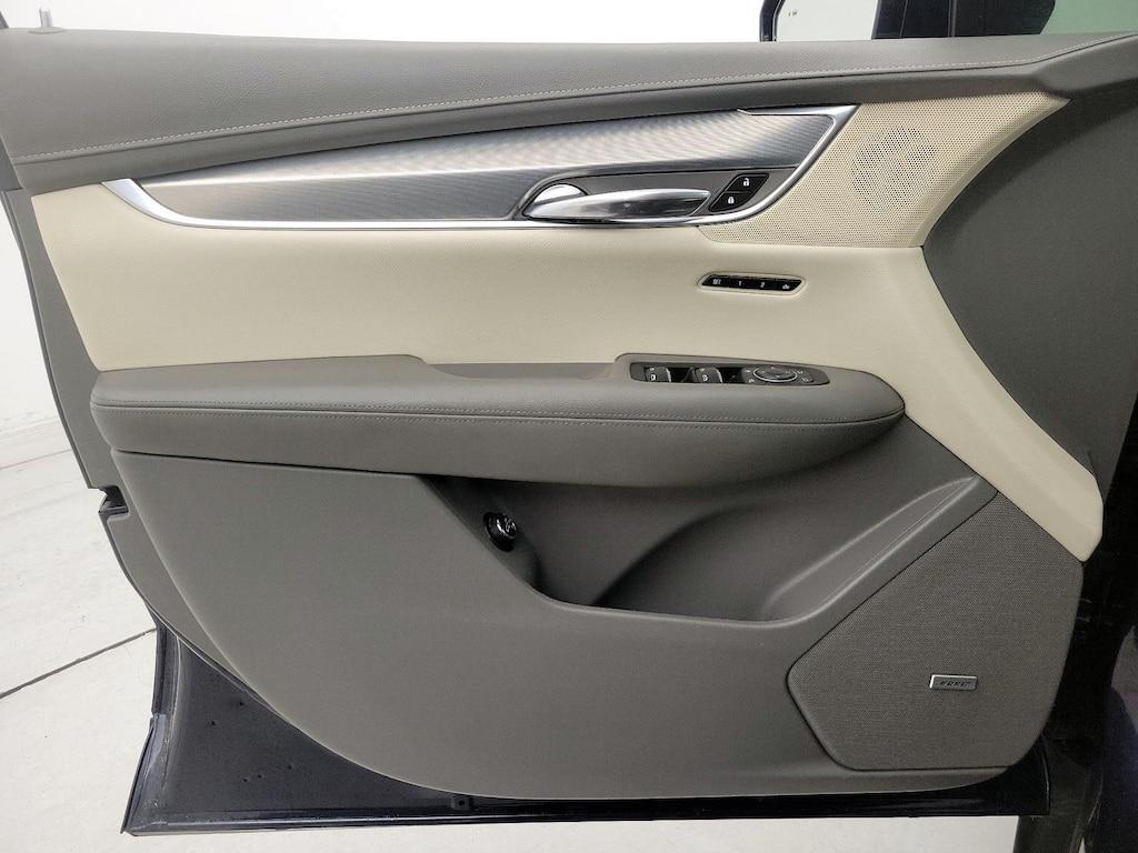 used 2017 Cadillac XT5 car, priced at $19,998