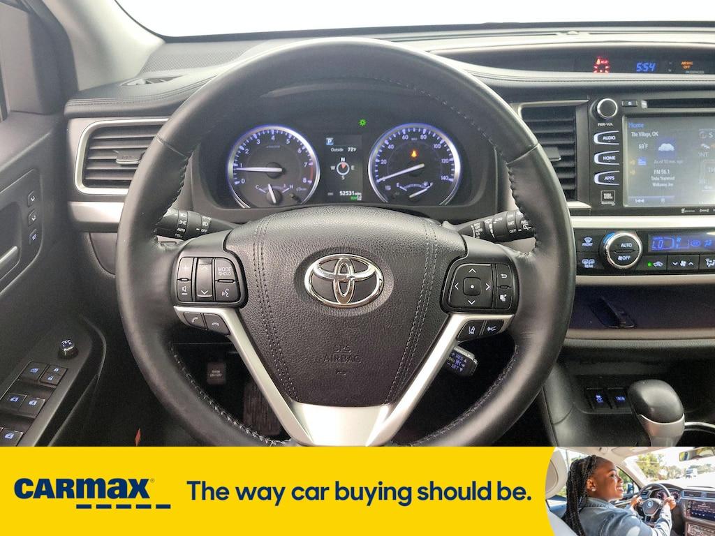 used 2018 Toyota Highlander car, priced at $31,998
