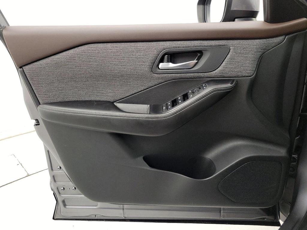 used 2021 Nissan Rogue car, priced at $22,998