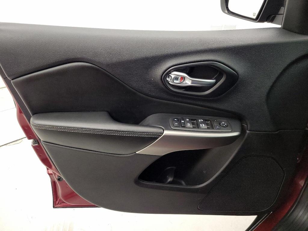 used 2021 Jeep Cherokee car, priced at $22,998