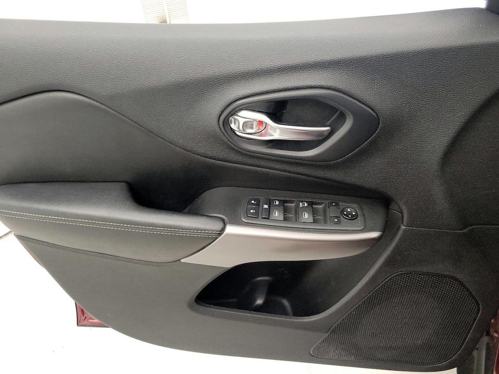 used 2019 Jeep Cherokee car, priced at $15,998