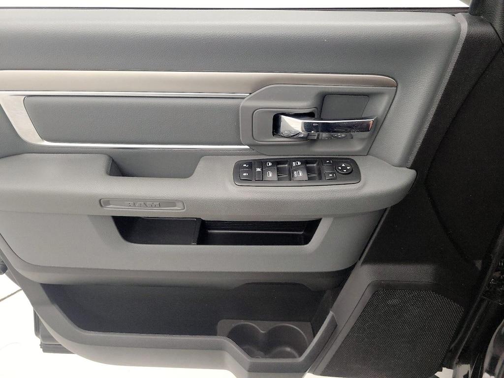 used 2019 Ram 1500 Classic car, priced at $28,998