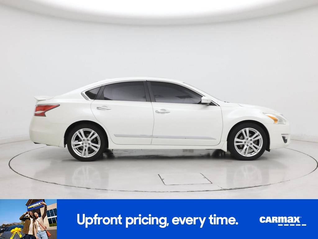 used 2014 Nissan Altima car, priced at $12,998