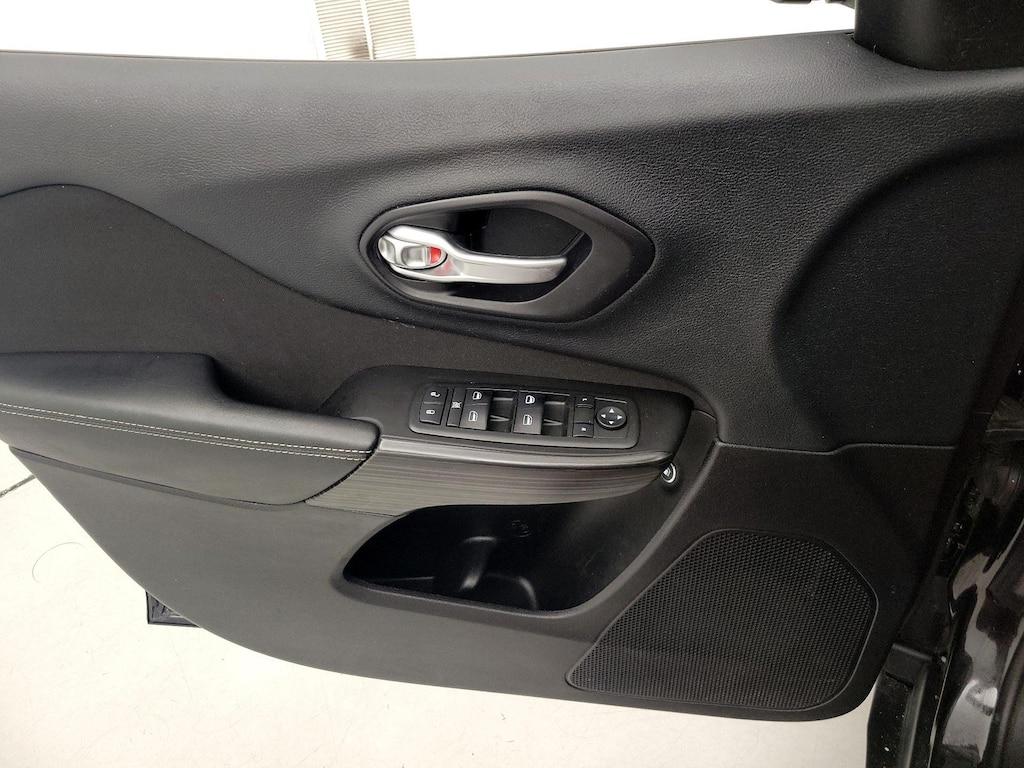used 2014 Jeep Cherokee car, priced at $11,998