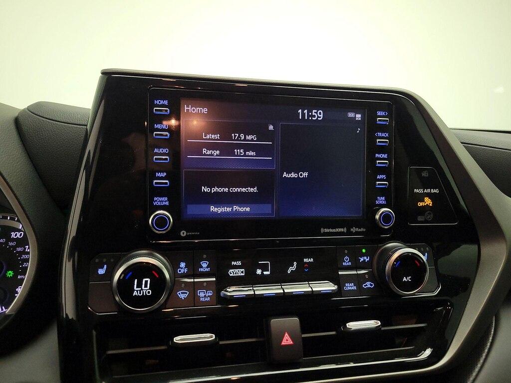 used 2022 Toyota Highlander car, priced at $39,998