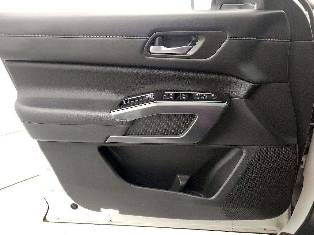 used 2022 Nissan Pathfinder car, priced at $29,998