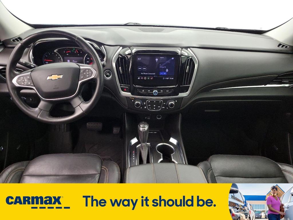used 2020 Chevrolet Traverse car, priced at $27,998