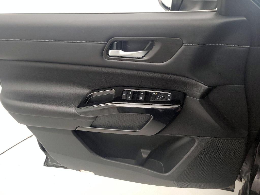 used 2022 Nissan Pathfinder car, priced at $25,998