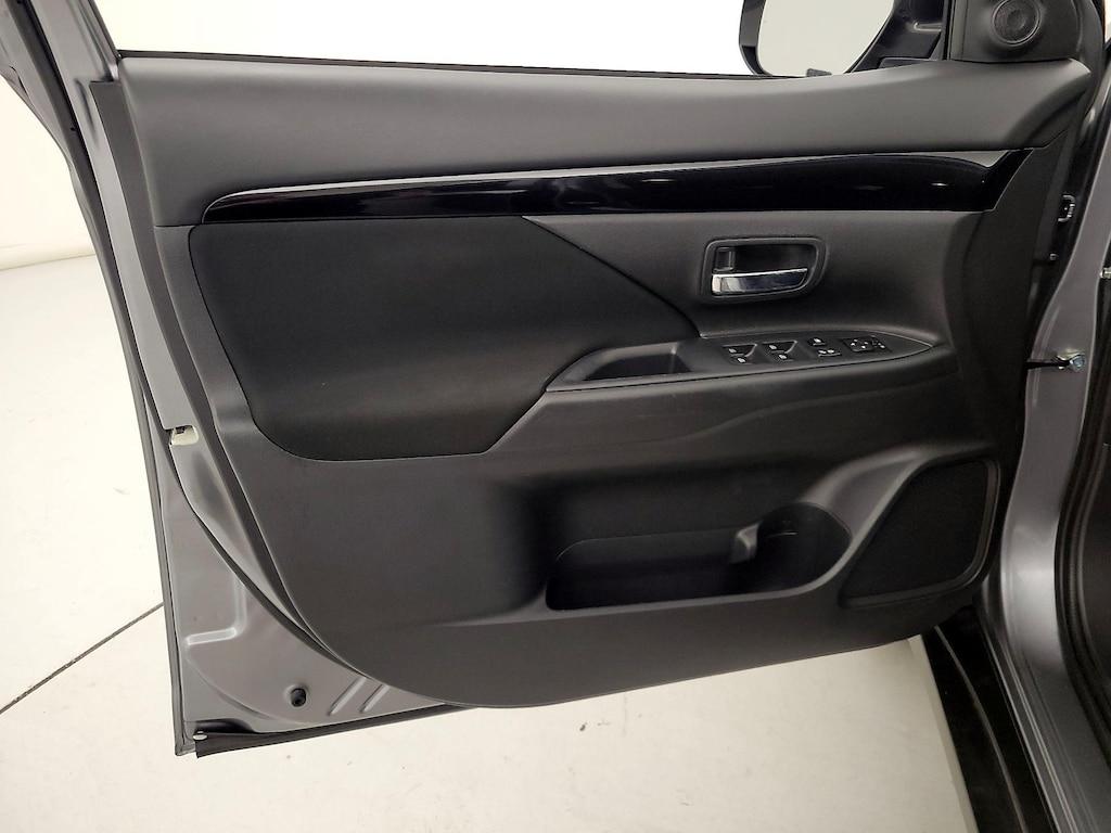 used 2020 Mitsubishi Outlander car, priced at $17,998