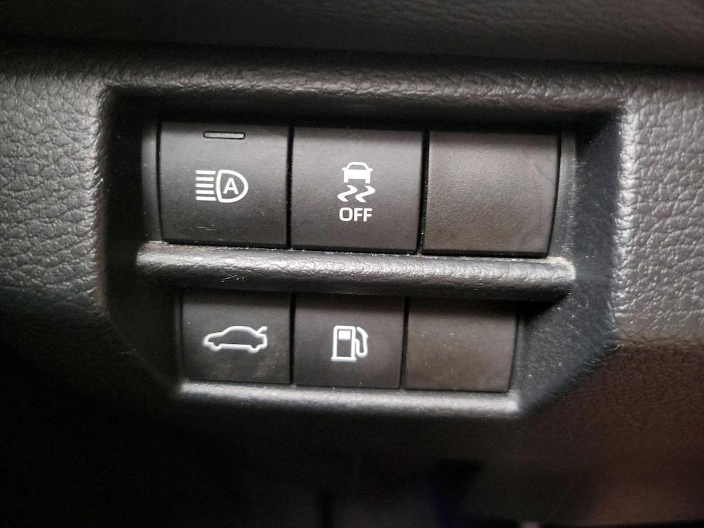 used 2020 Toyota Avalon Hybrid car, priced at $27,998