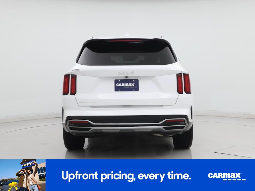 used 2023 Kia Sorento car, priced at $32,998