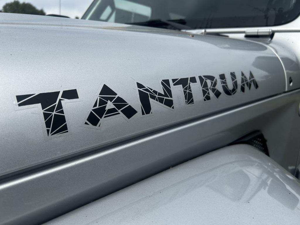 used 2022 Jeep Gladiator car, priced at $44,988