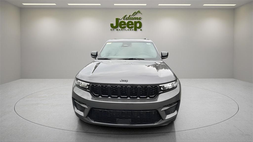 new 2025 Jeep Grand Cherokee car, priced at $35,152