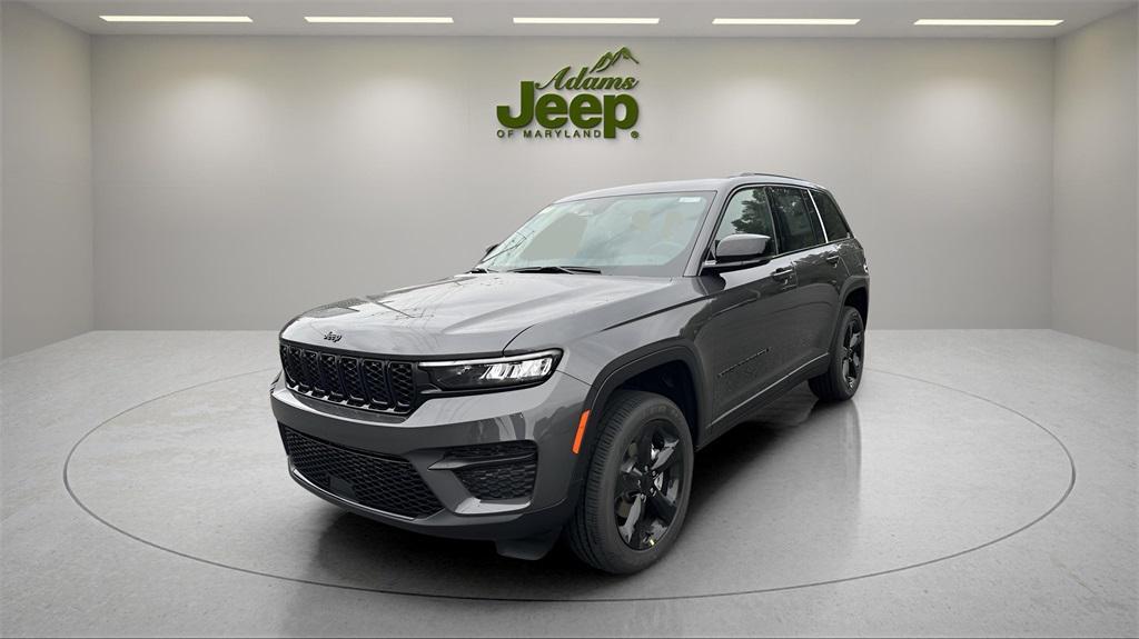 new 2025 Jeep Grand Cherokee car, priced at $35,152