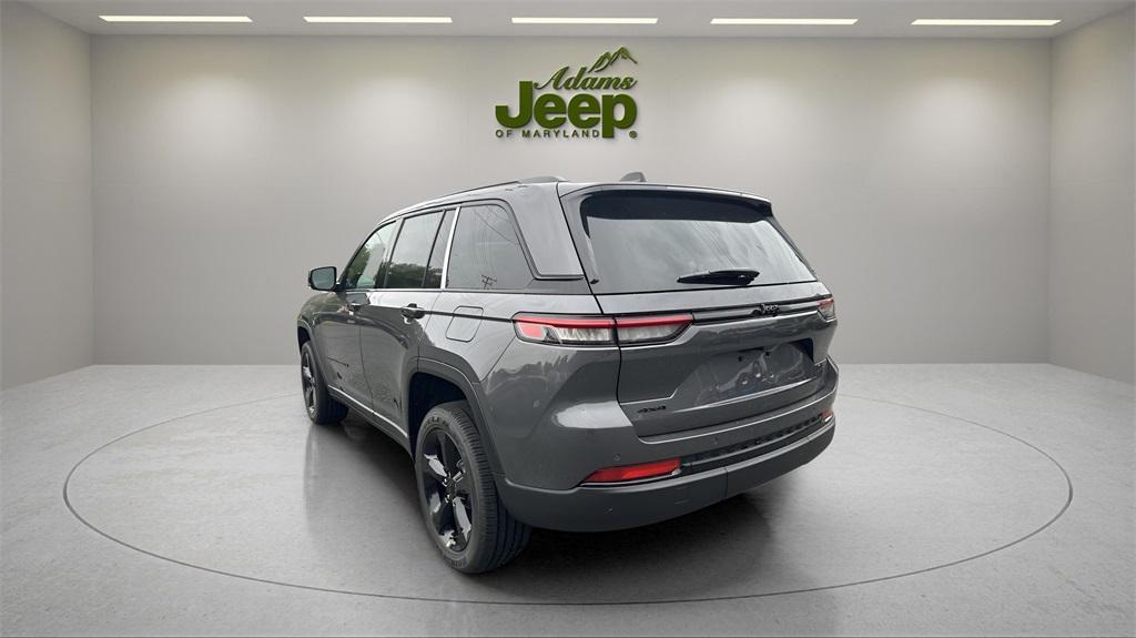 new 2025 Jeep Grand Cherokee car, priced at $35,152