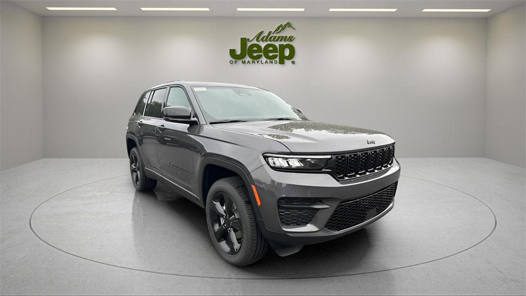 new 2025 Jeep Grand Cherokee car, priced at $35,152