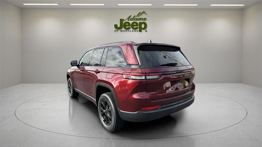 new 2025 Jeep Grand Cherokee car, priced at $33,721