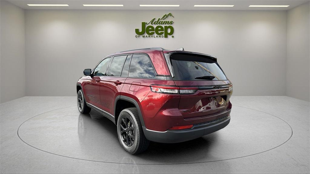 new 2025 Jeep Grand Cherokee car, priced at $33,721