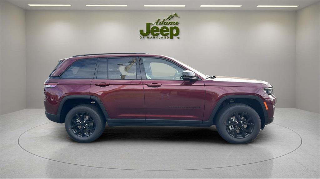 new 2025 Jeep Grand Cherokee car, priced at $33,721