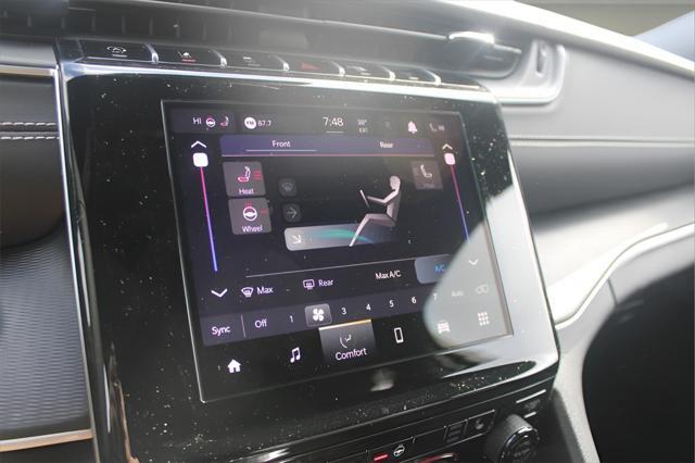 new 2024 Jeep Grand Cherokee L car, priced at $47,559