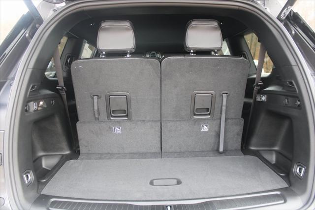new 2024 Jeep Grand Cherokee L car, priced at $47,559