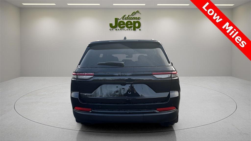 used 2025 Jeep Grand Cherokee car, priced at $39,988