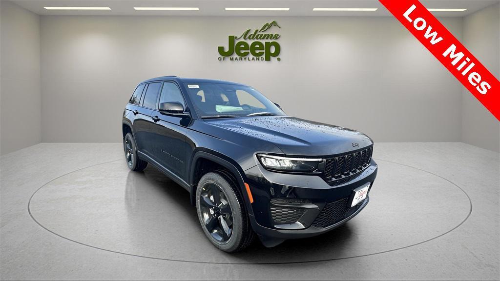used 2025 Jeep Grand Cherokee car, priced at $39,988