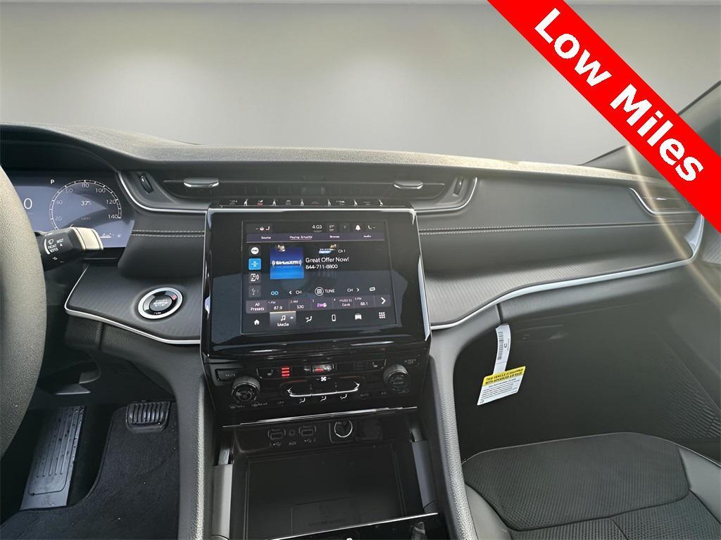 used 2025 Jeep Grand Cherokee car, priced at $39,988