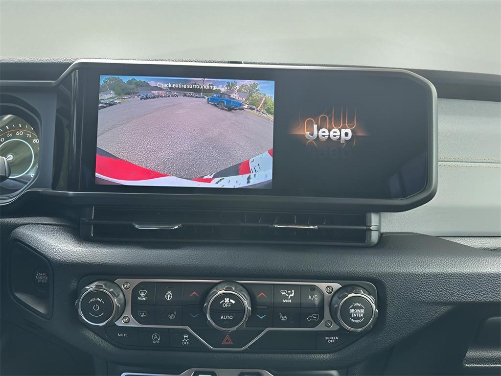 new 2025 Jeep Wrangler car, priced at $53,805