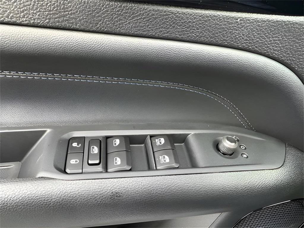 new 2026 Jeep Compass car, priced at $24,195