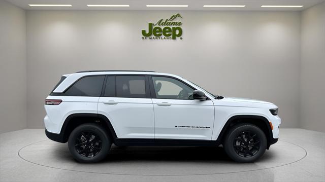 new 2025 Jeep Grand Cherokee car, priced at $46,135