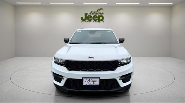 new 2025 Jeep Grand Cherokee car, priced at $46,135