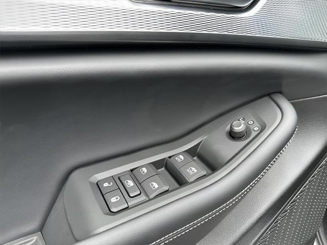 new 2025 Jeep Grand Cherokee car, priced at $46,135