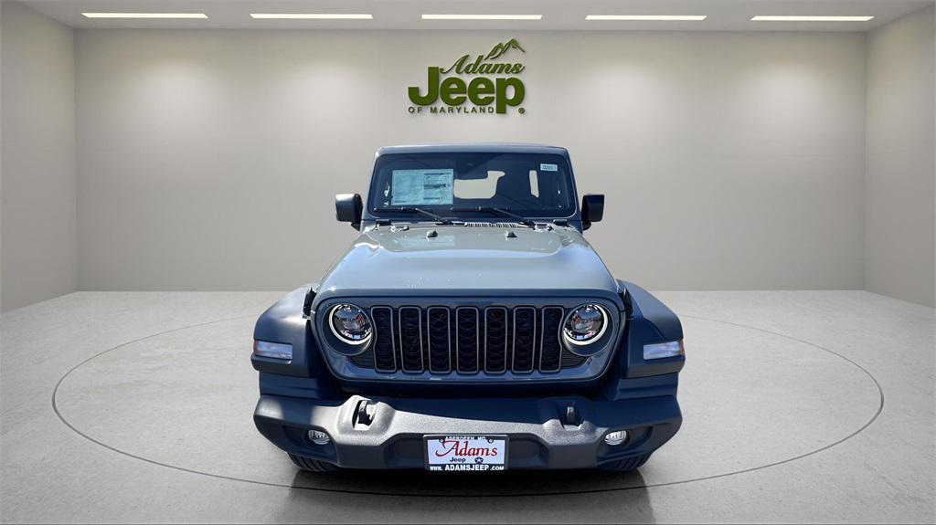 new 2025 Jeep Wrangler car, priced at $45,485